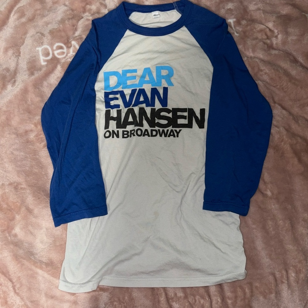 dear evan hansen tee💙